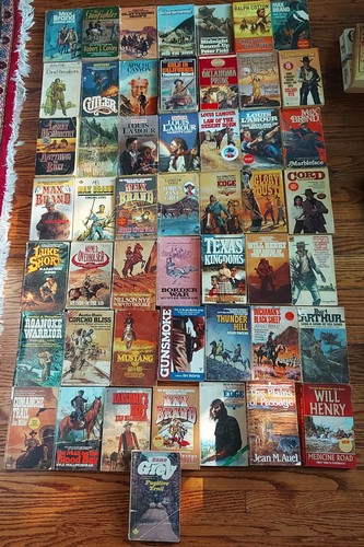 Westerns cowboy paperback - westerns,